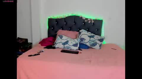 Nicole jaymes online show from July 28, 4:30 am
