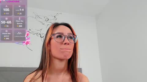 Snapshot of nicoleirisxxx chatting on March 12, 10:05 am nicoleirisxxx online show from March 12, 10:05 am
