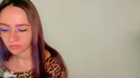 Snapshot of nicoleirisxxx chatting on April 3, 5:16 am nicoleirisxxx online show from April 3, 5:16 am