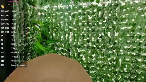 Snapshot of nicoleirisxxx chatting on April 28, 5:23 am nicoleirisxxx online show from April 28, 5:23 am
