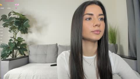 Dua Lipa online show from January 19, 1:01 pm