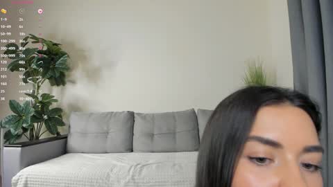 Dua Lipa online show from January 20, 4:12 pm