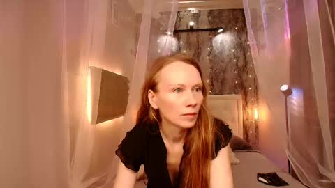 Nicole online show from May 3, 12:22 pm