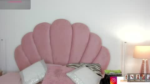 NICOLE online show from June 26, 1:04 pm