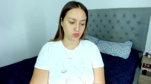  ELIZABETH  online show from May 19, 10:49 pm