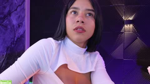 Nicoll  Independent model online show from February 7, 2:04 pm