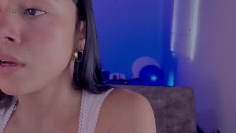 Nicoll  Independent model online show from July 22, 4:32 pm