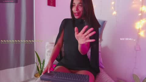 Snapshot of nicolle_swt chatting on June 9, 12:00 am Nicolle online show from June 9, 12:00 am