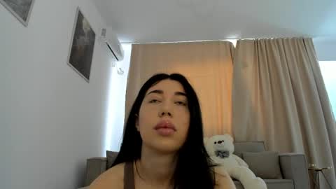 Snapshot of nicolledelight chatting on April 8, 5:40 am Nicolle online show from April 8, 5:40 am