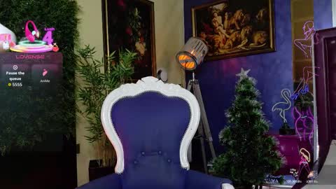 Nicolle online show from January 11, 8:30 am