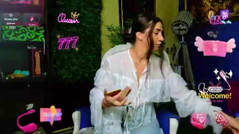 Nicolle online show from July 24, 7:39 am