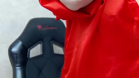 Nicolle online show from February 25, 11:11 pm