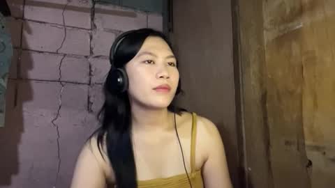 Evelyn online show from March 27, 9:32 am