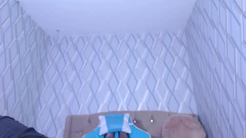 Nicolle Miley online show from January 8, 6:52 am