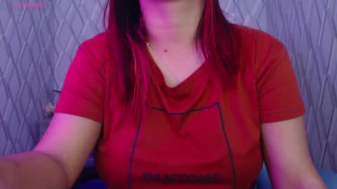 Nicolle Miley online show from January 19, 3:39 am