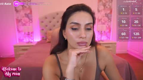 Nicole online show from December 15, 7:23 am