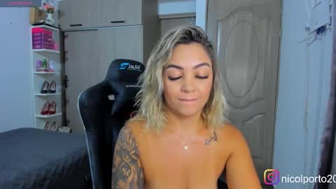 Nicol online show from November 26, 11:22 am