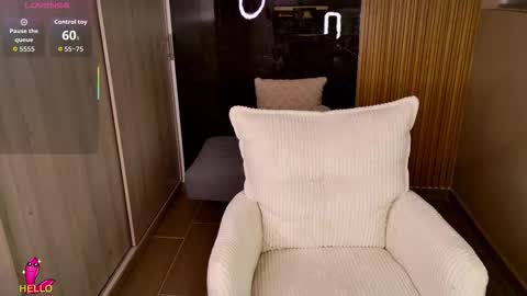 NicolRoss online show from March 21, 12:59 am