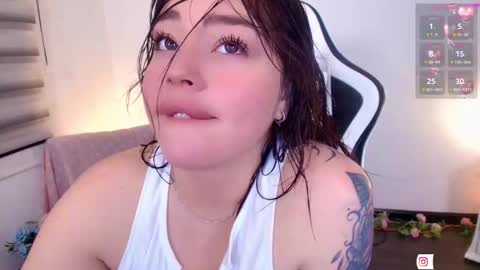 Nicol online show from October 31, 2:01 am