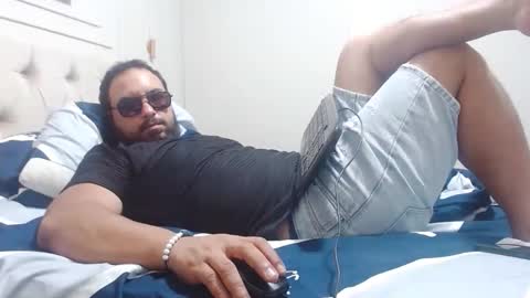 Snapshot of nigan_43 chatting on March 29, 6:19 pm nigan_43 online show from March 29, 6:19 pm