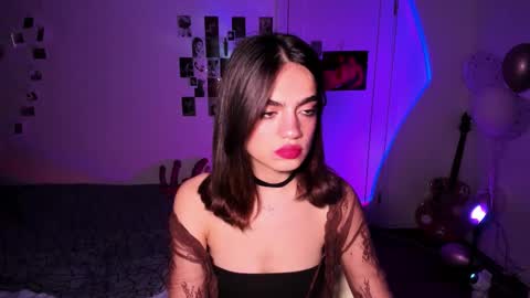 Daisy online show from November 11, 4:18 pm