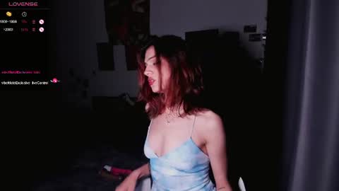 Snapshot of nightfloatt chatting on June 20, 11:40 pm Daisy online show from June 20, 11:40 pm