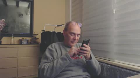 nightkeeper63 online show from January 20, 1:18 am