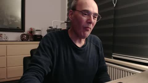 nightkeeper63 online show from October 17, 12:14 am