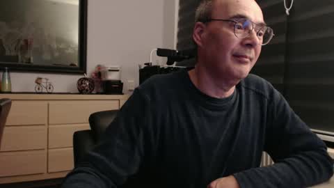 nightkeeper63 online show from October 17, 11:29 pm