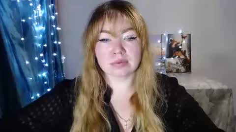 nightlaura online show from January 12, 9:51 pm
