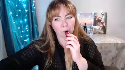 nightlaura online show from January 15, 4:47 am