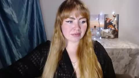 nightlaura online show from January 17, 1:57 am