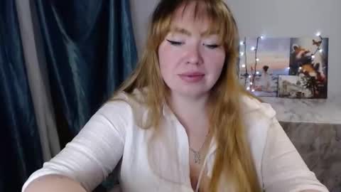 nightlaura online show from February 2, 8:30 pm