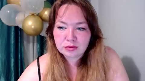 nightlaura online show from September 19, 7:25 pm