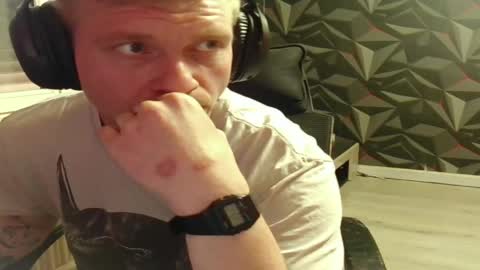 niglo620 online show from April 22, 11:23 am