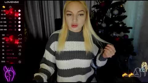 Snapshot of nigo_nika chatting on December 4, 9:07 am nigo_nika online show from December 4, 9:07 am