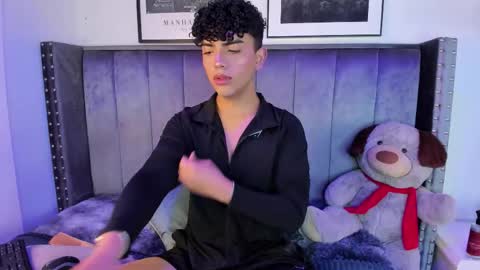 niick_twink online show from October 8, 7:33 pm