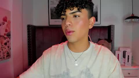 niick_twink online show from December 2, 8:15 pm