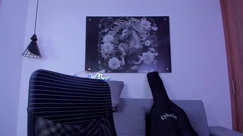 Niick online show from February 8, 12:06 am