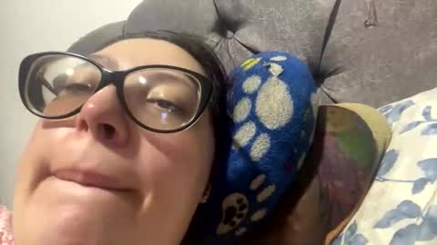 Snapshot of niickyjones chatting on March 1, 9:17 pm Anni online show from March 1, 9:17 pm