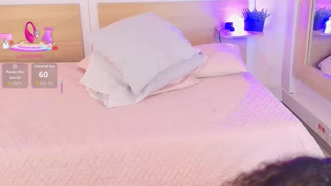 Snapshot of niickypurple chatting on November 4, 7:02 pm Call me Nicky online show from November 4, 7:02 pm