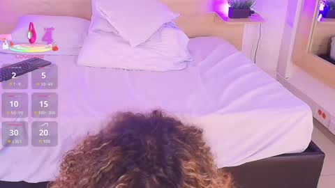 Snapshot of niickypurple chatting on November 20, 8:19 pm Call me Nicky online show from November 20, 8:19 pm