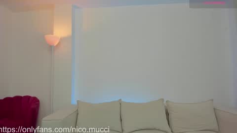 Nicolas Mucci online show from December 12, 12:05 am
