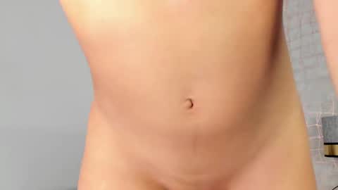 Niicole online show from September 27, 8:03 pm