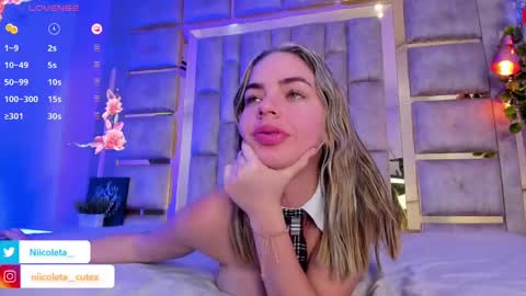 Niicoleta  online show from February 14, 1:56 am