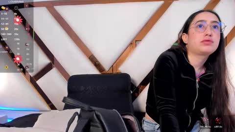 Nicolle  online show from March 15, 1:39 pm