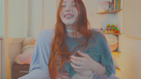 Snapshot of niilaa chatting on February 13, 4:14 pm of Nylasweet online show from February 13, 4:14 pm