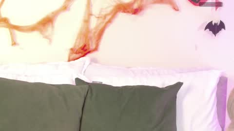 Snapshot of niinaink chatting on November 1, 2:08 pm NINAINK online show from November 1, 2:08 pm