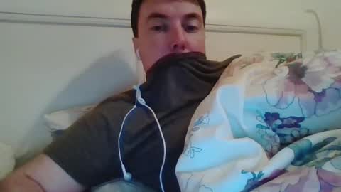 Snapshot of nijinsky11 chatting on February 9, 8:34 pm Nijinsky11 online show from February 9, 8:34 pm