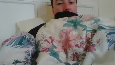 Snapshot of nijinsky11 chatting on February 23, 3:40 pm Nijinsky11 online show from February 23, 3:40 pm